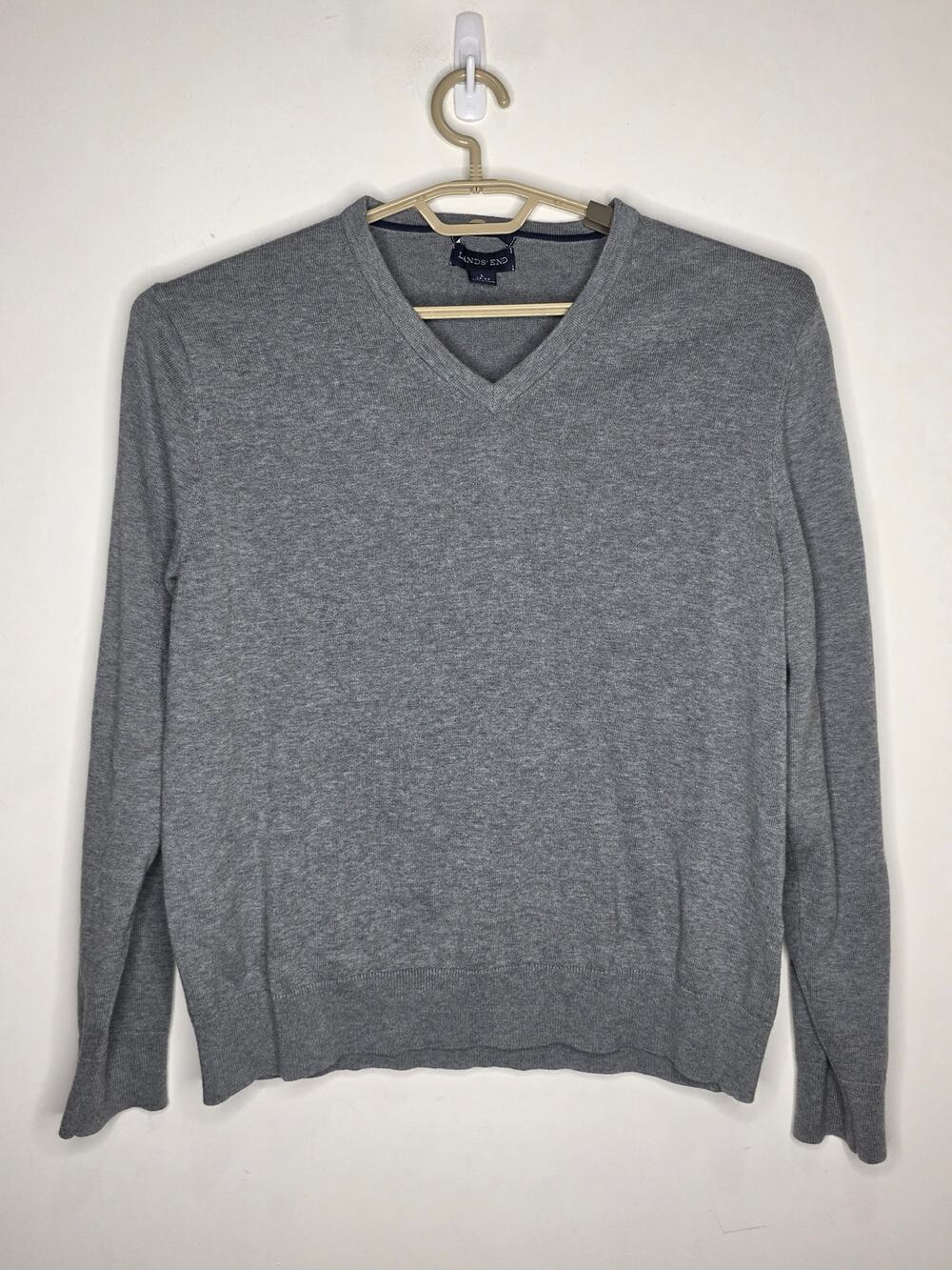 Lands End supima cotton grey v-neck long sleeve sweater - large